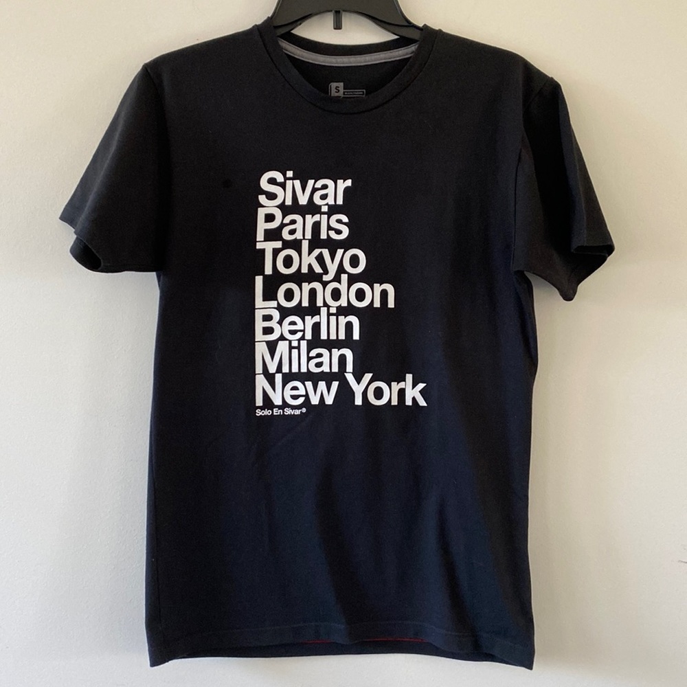Sivar El Salvador Paris Graphic Tee Shirt. Unisex Size Small